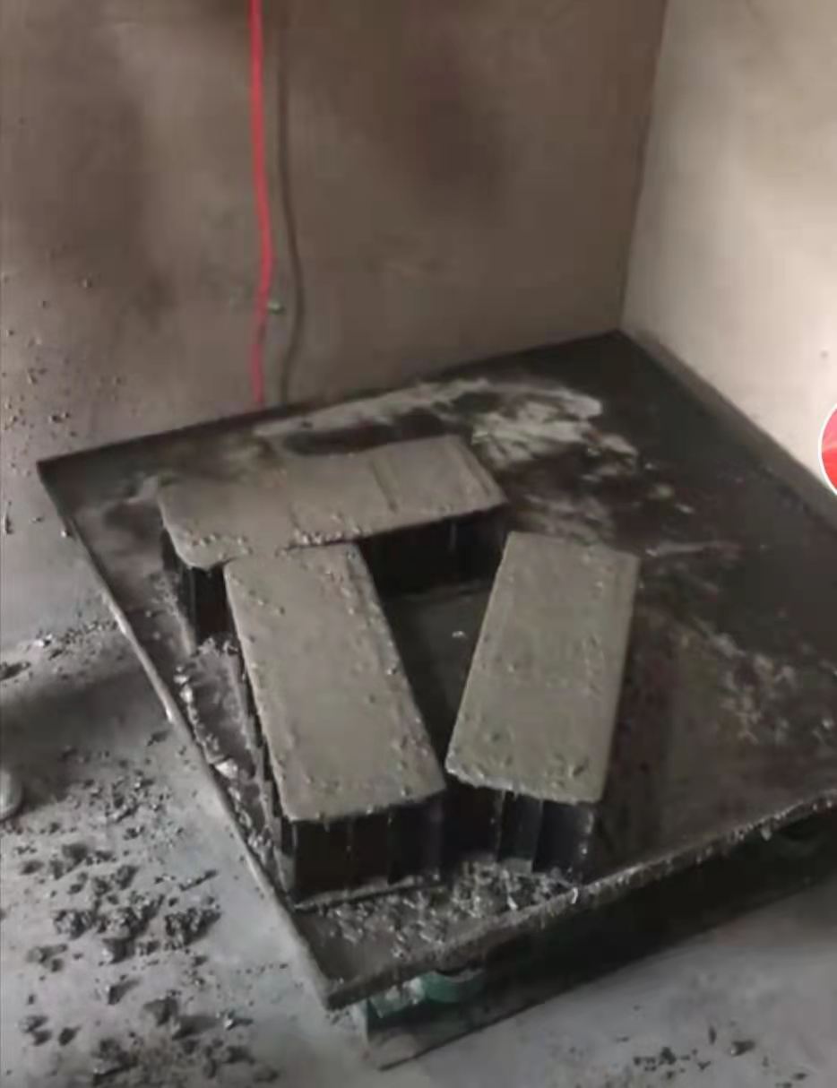 Hot Selling Vibration Table for Concrete Moulds
