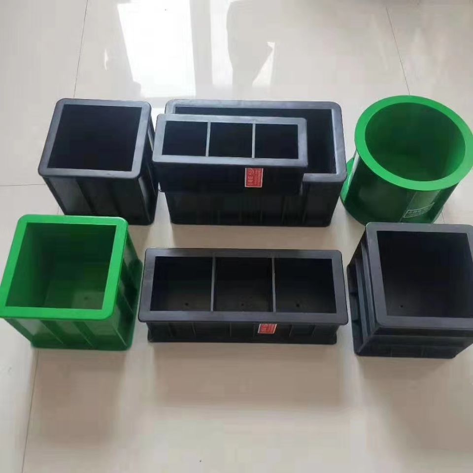 Concrete-Cube-Test-Mould