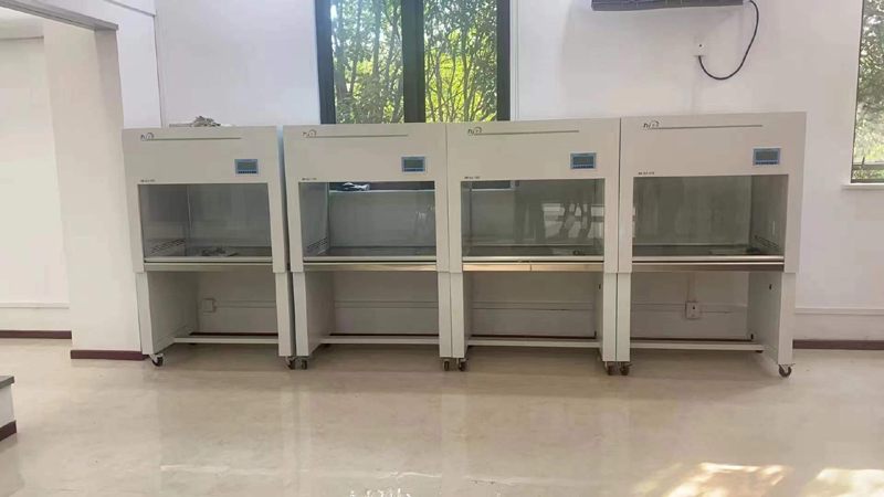 Laminar Flow Clean Bench